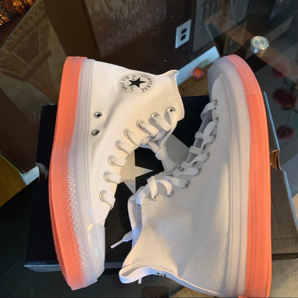 NWT Converse High Top Sneakers - Picture 4 of 8